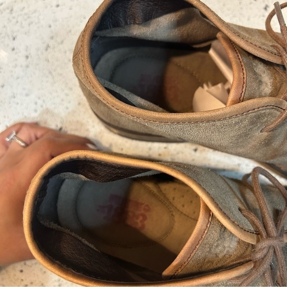 Wolverine 1883 Leather Suede Lace Up Chukka Boots Tan 10.5​​​ main image 4